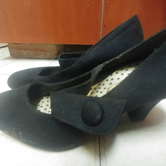 American eagle Shoes - Picture 3 of 3